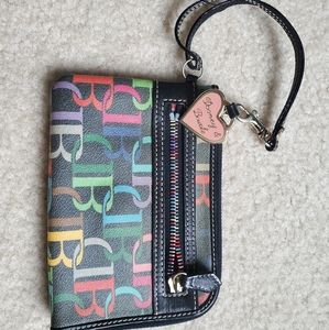 Dooney & Bourke Signature wristlet